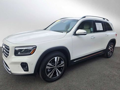 Used 2025 Mercedes-Benz GLB 250 GLB 250 image 5