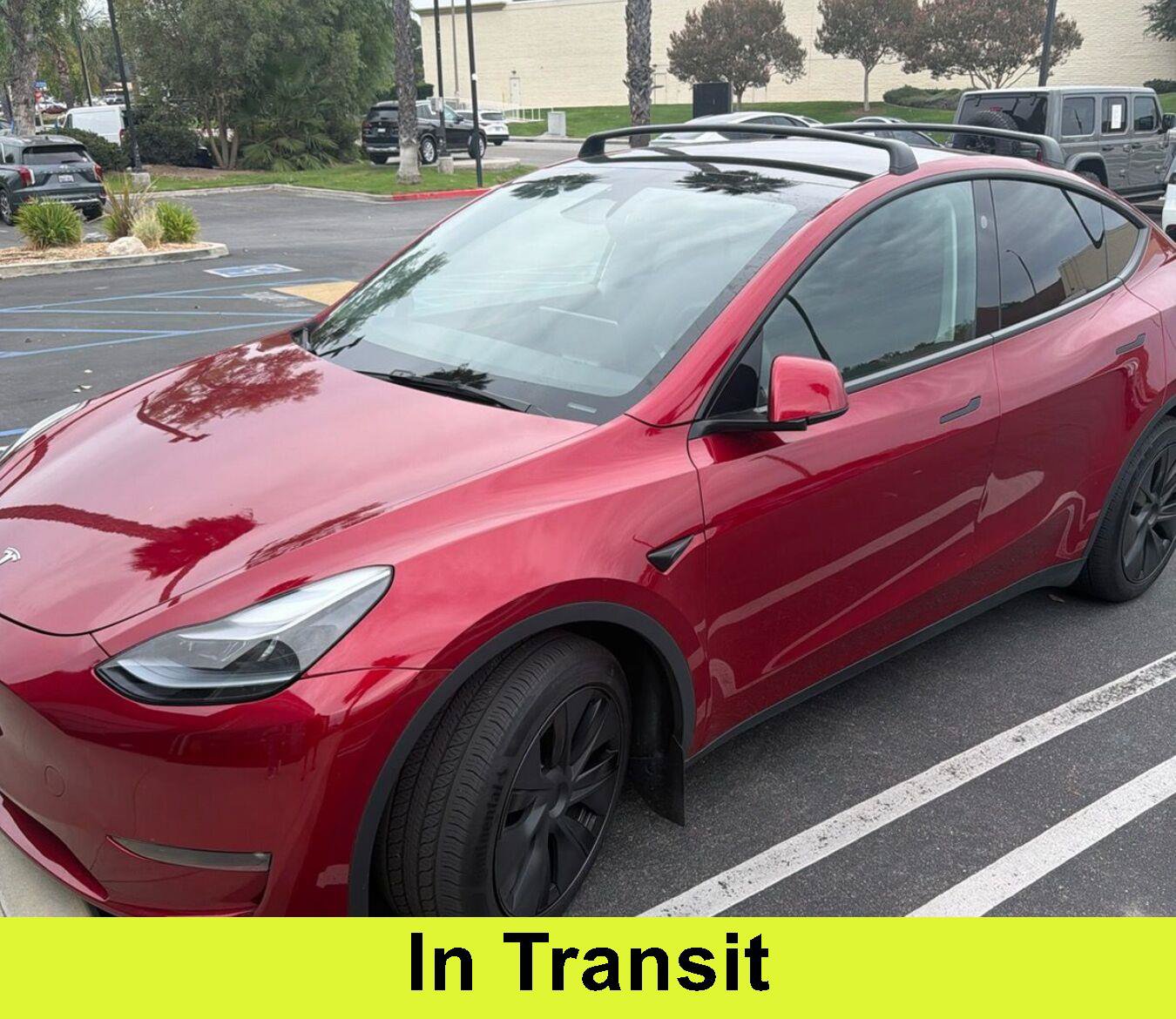 Used 2025 Tesla Model Y Long Range AWD/4WD image 1