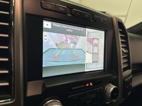 Used 2018 Ford F150 Platinum w/ Equipment Group 701A Luxury image 45