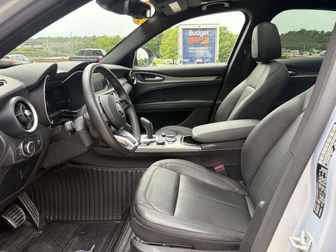 Used 2024 Alfa Romeo Stelvio Ti w/ Active Assist Plus Package AWD/4WD image 4