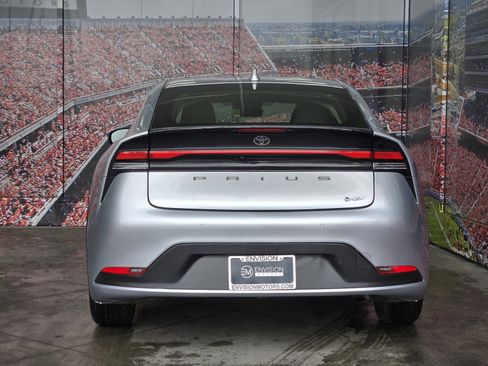 Certified 2024 Toyota Prius LE image 7
