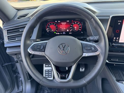 Certified 2025 Volkswagen Atlas Cross Sport SEL Premium R-Line image 20