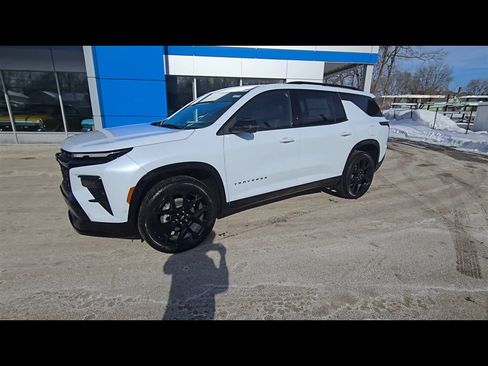 New 2026 Chevrolet Traverse RS image 4