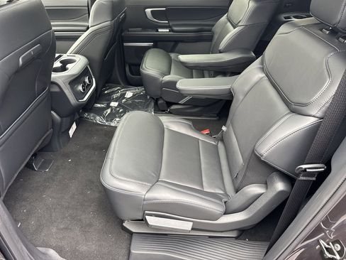 New 2025 Ford Expedition Max Platinum w/ Stealth Appearance Package image 21