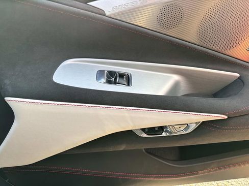 Used 2023 Chevrolet Corvette Stingray Premium Conv image 13