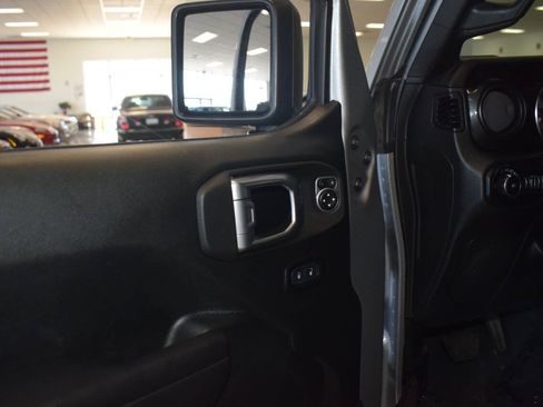 Used 2020 Jeep Wrangler Unlimited Sport AWD/4WD image 25