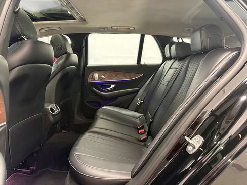 Used 2017 Mercedes-Benz E 400 4MATIC Wagon image 12