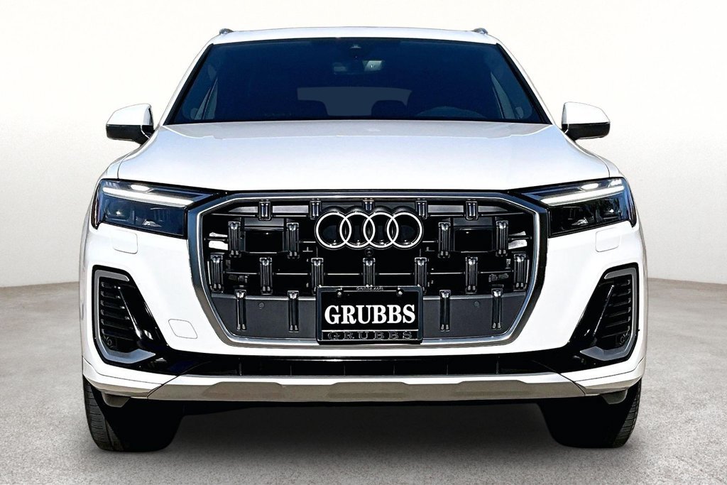 Used 2025 Audi Q7 3.0T Premium Plus AWD/4WD image 4