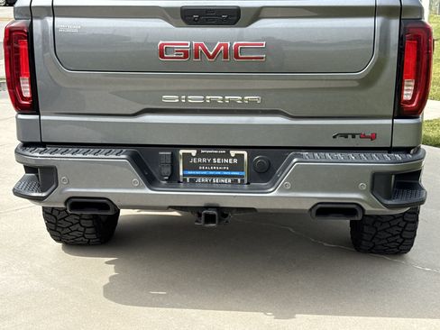 Used 2021 GMC Sierra 1500 AT4 w/ AT4 Value Package AWD/4WD image 6