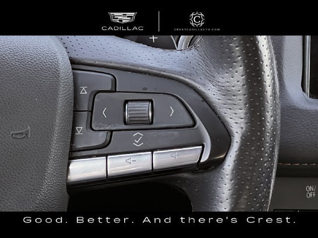 Used 2023 Cadillac XT4 Sport w/ LPO, Onyx Lite Package FWD image 16