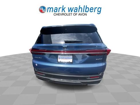 Certified 2025 Buick Enclave Preferred FWD image 7
