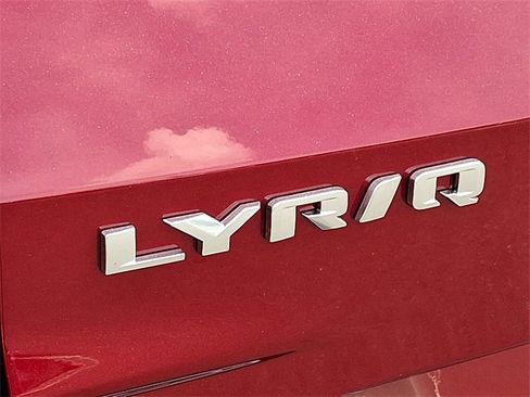 New 2025 Cadillac Lyriq Luxury image 22