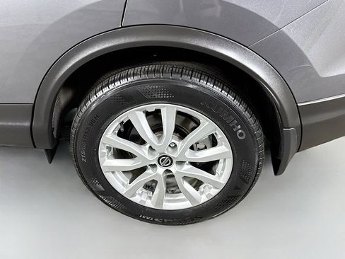 Certified 2022 Nissan Rogue Sport SV w/ Technology Package image 34