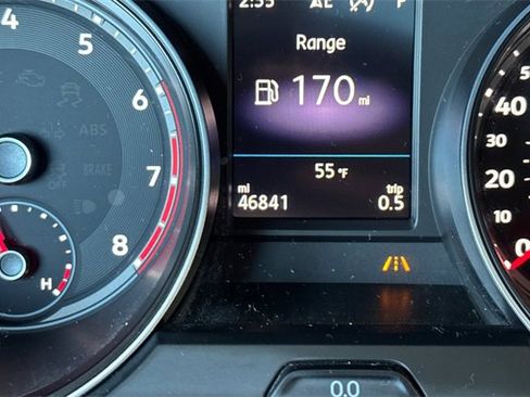 Used 2019 Volkswagen Atlas SE w/ Panoramic Sunroof Package image 28