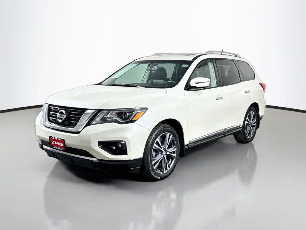 Used 2017 Nissan Pathfinder Platinum AWD/4WD image 1