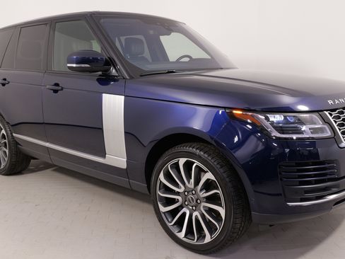 Used 2022 Land Rover Range Rover P525 Westminster Edition image 7