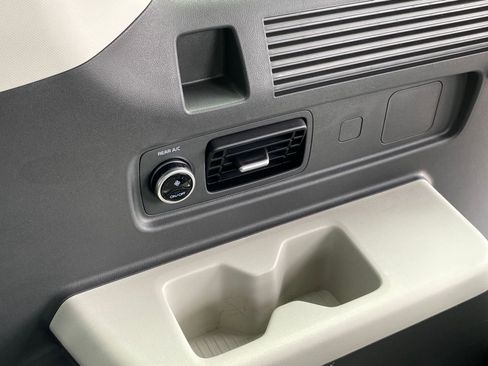 Used 2025 Hyundai Santa Fe SEL image 24