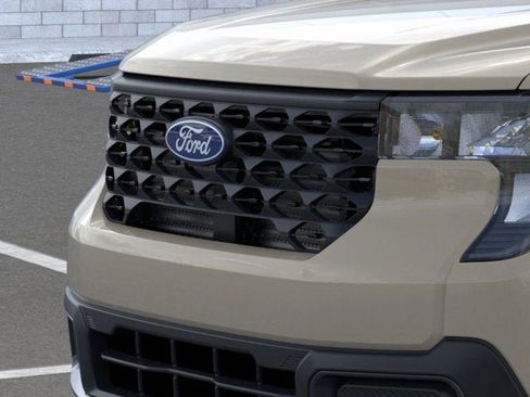 New 2025 Ford Maverick XLT w/ Equipment Group 302A image 18