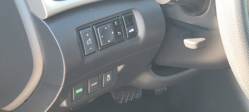 Used 2017 Nissan Sentra S FWD image 11