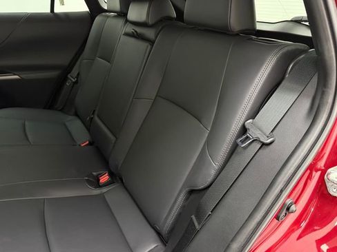 Used 2024 Toyota Venza XLE AWD/4WD image 35