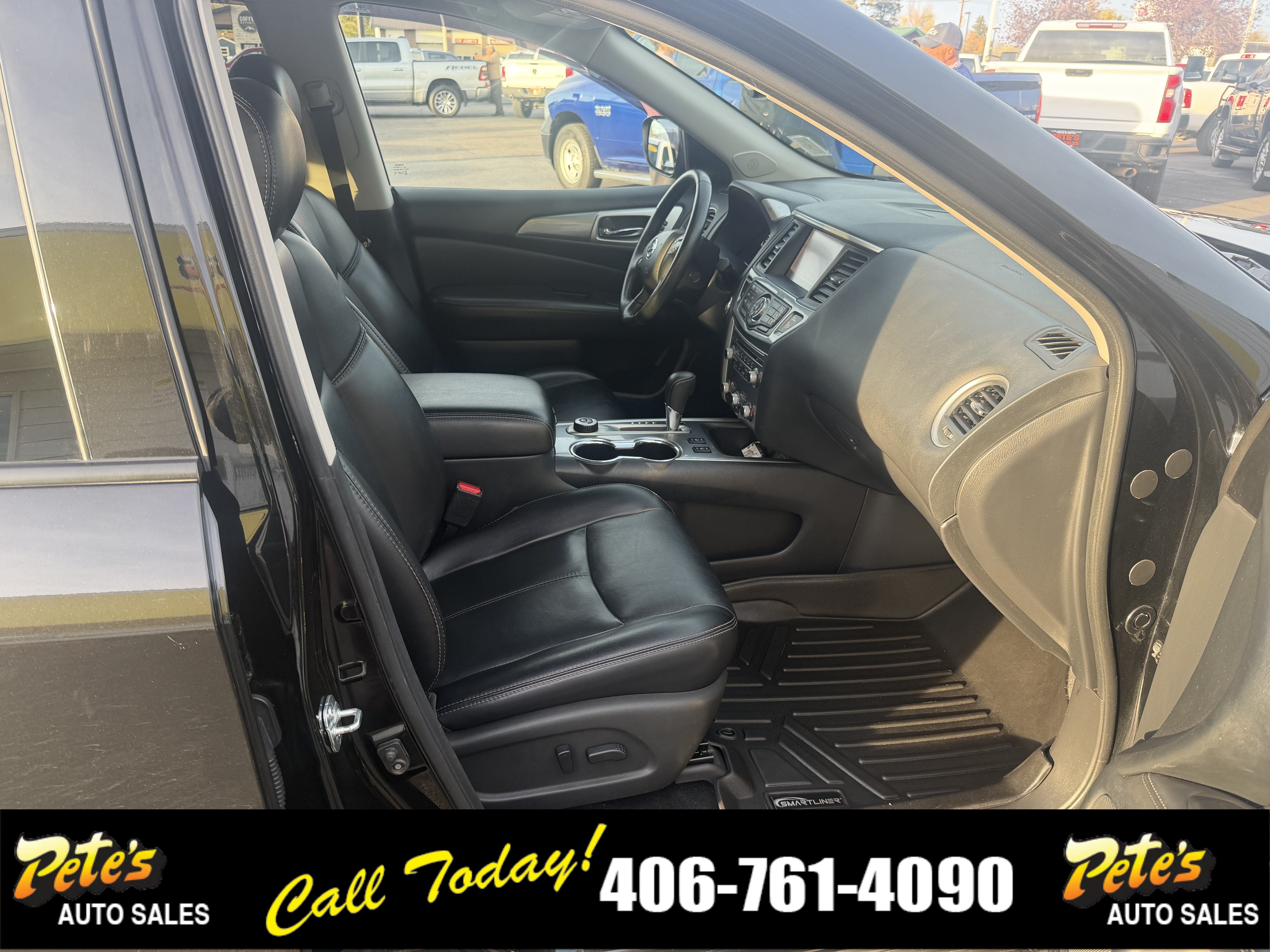 Used 2019 Nissan Pathfinder SL w/ SL Premium Package AWD/4WD image 25