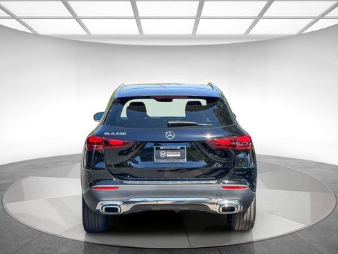 New 2026 Mercedes-Benz GLA 250 image 3