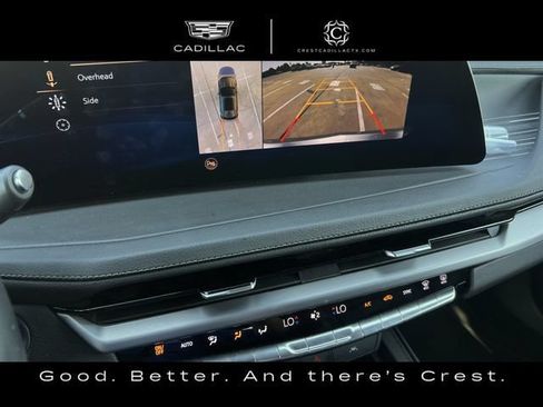 Used 2025 Cadillac XT4 Premium Luxury FWD image 19