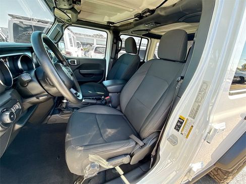 Used 2021 Jeep Wrangler Unlimited Sport image 23