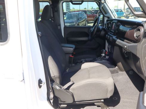 Used 2020 Jeep Wrangler Unlimited Sport AWD/4WD image 25
