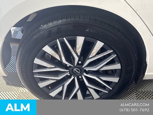 Used 2025 Nissan Altima 2.5 SV FWD image 20