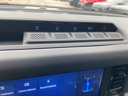 Used 2025 Ford Bronco 2-Door w/ Sasquatch Package image 19