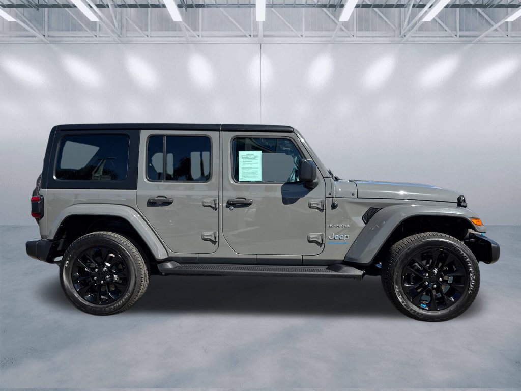 Certified 2023 Jeep Wrangler Unlimited Sahara AWD/4WD image 3