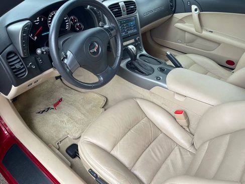 Used 2007 Chevrolet Corvette Convertible w/ Preferred Equipment Group image 14