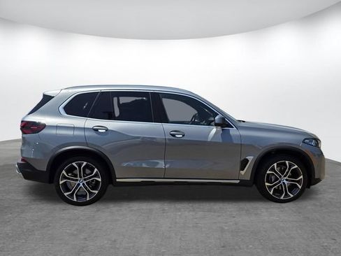 Used 2026 BMW X5 sDrive40i w/ Premium Package RWD image 4