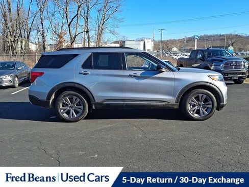 Certified 2022 Ford Explorer XLT w/ Equipment Group 202A image 13