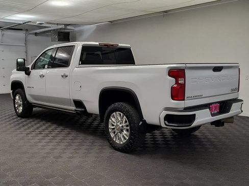 Used 2021 Chevrolet Silverado 3500 High Country w/ Z71 Off-Road Package AWD/4WD image 3