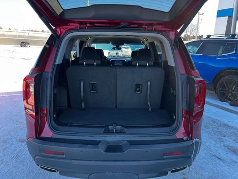 Used 2023 GMC Acadia SLE w/ Driver Convenience Package image 5