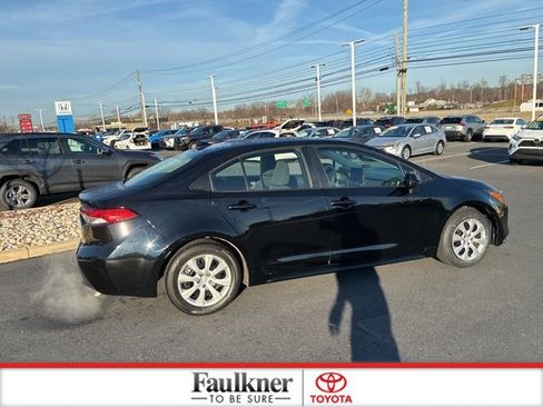 Certified 2023 Toyota Corolla LE image 6