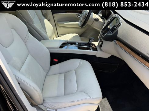 Used 2019 Volvo XC90 T6 Momentum w/ Advanced Package AWD/4WD image 38