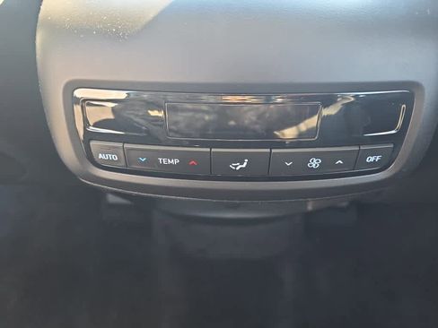 Used 2024 Hyundai Palisade SEL image 18