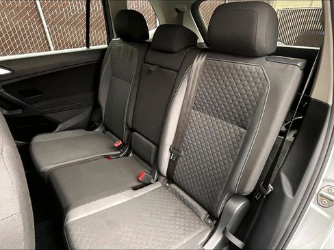 Certified 2021 Volkswagen Tiguan S image 24
