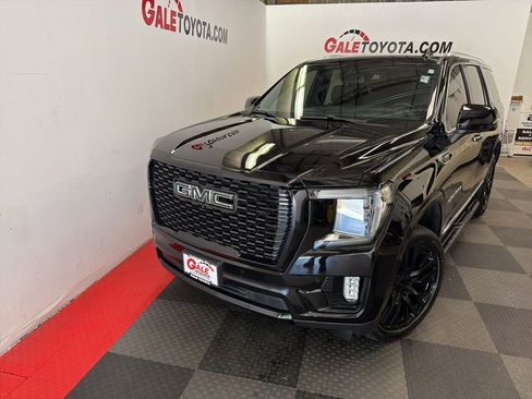 Used 2022 GMC Yukon Denali AWD/4WD image 3