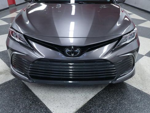 Used 2023 Toyota Camry LE FWD image 4