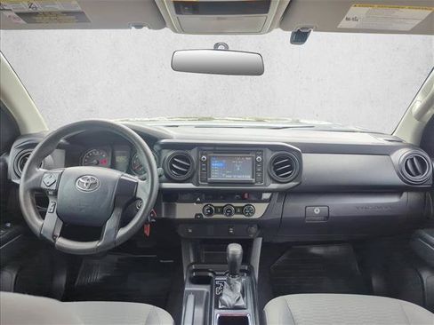 Used 2017 Toyota Tacoma SR RWD image 22
