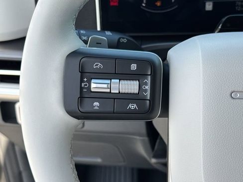 Used 2026 Hyundai Santa Fe SEL FWD image 18