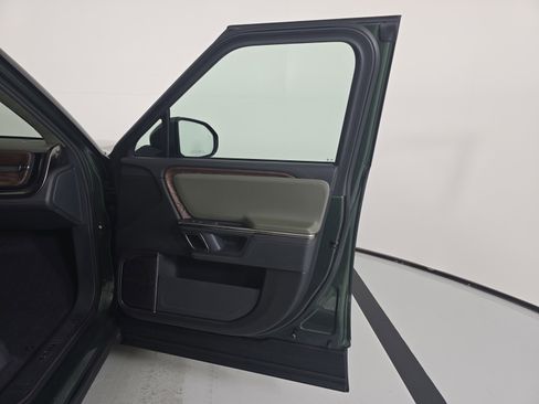 Used 2022 Rivian R1T Adventure image 18