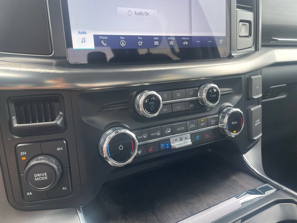 Used 2023 Ford F150 Lariat AWD/4WD image 18