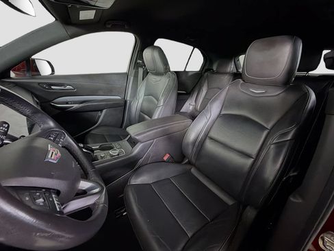 Used 2021 Cadillac XT4 Premium Luxury FWD image 14