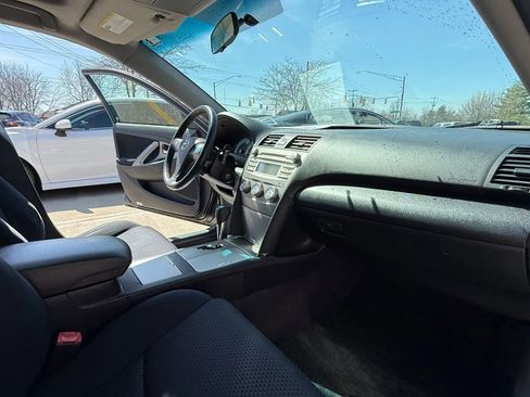 Used 2011 Toyota Camry SE w/ SE Extra-Value Pkg #1 image 12