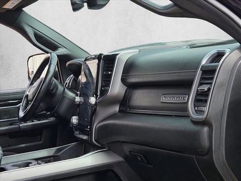 Used 2022 RAM 2500 Laramie w/ Night Edition image 21